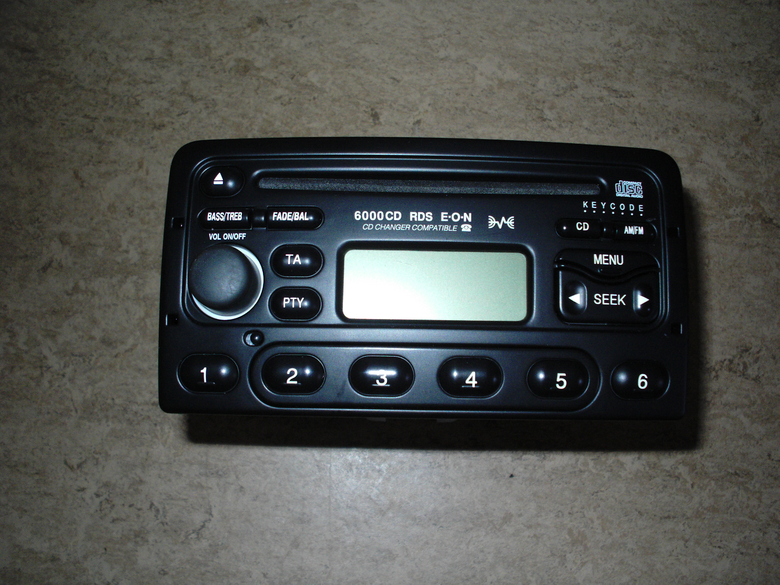 Ford 6000 radio/cd