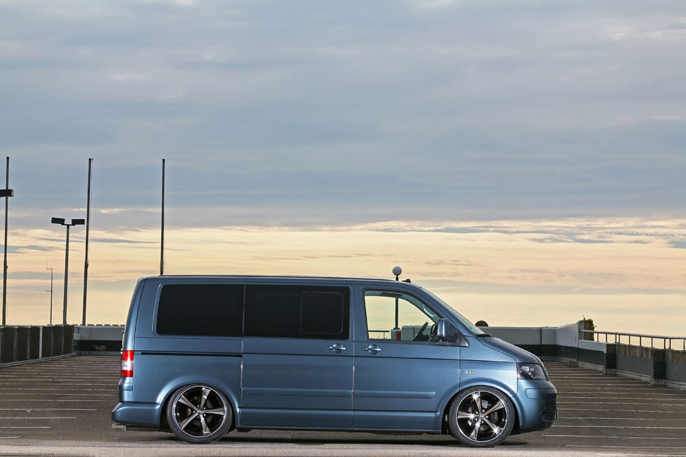 Bild #203558438 : Mehr als heiße Luft - VW T5 von MR Car Design ...