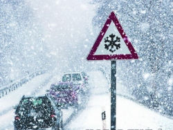 Fahren im Schnee, unvermögen der Fahrer oder Autos ?!