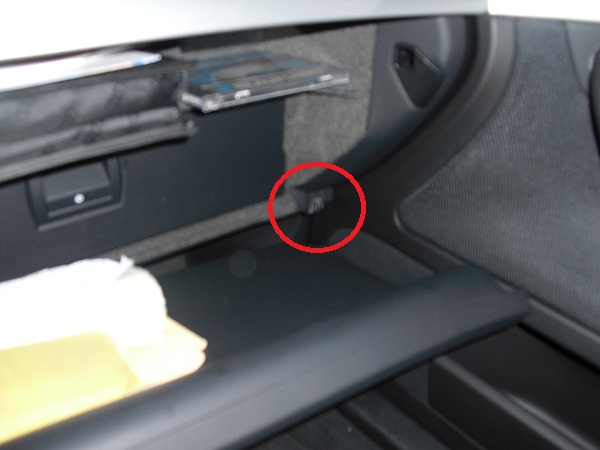 Audi A4 B6 Handschuhfachdeckel Ausbauen cimg0167 handschuhfach scharnier gebrochen handschuhfach Audi A4 B6 Handschuhfachdeckel Ausbauen cimg0167 handschuhfach scharnier gebrochen handschuhfach