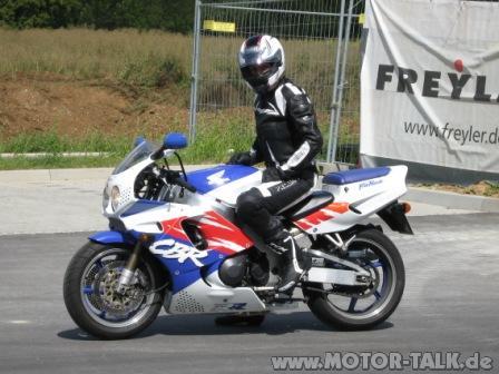 Honda cbr 900 rr sc28 daten #5