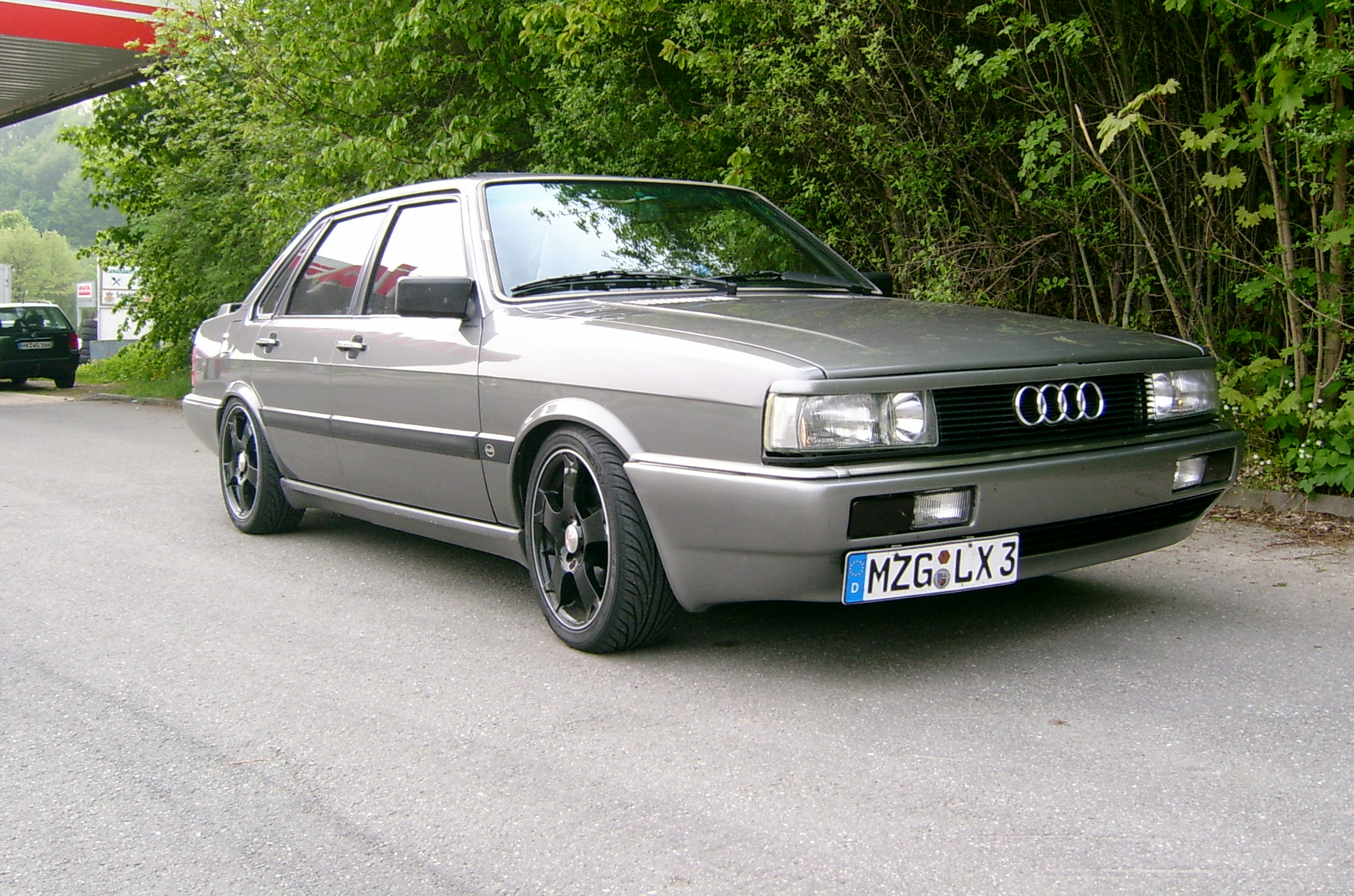 Audi 90 B2