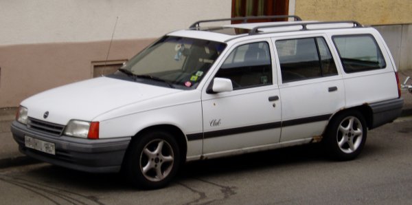 Opel Kadett E 16 Caravan Durchschnittliche Testbewertung zu Kadett E 16 