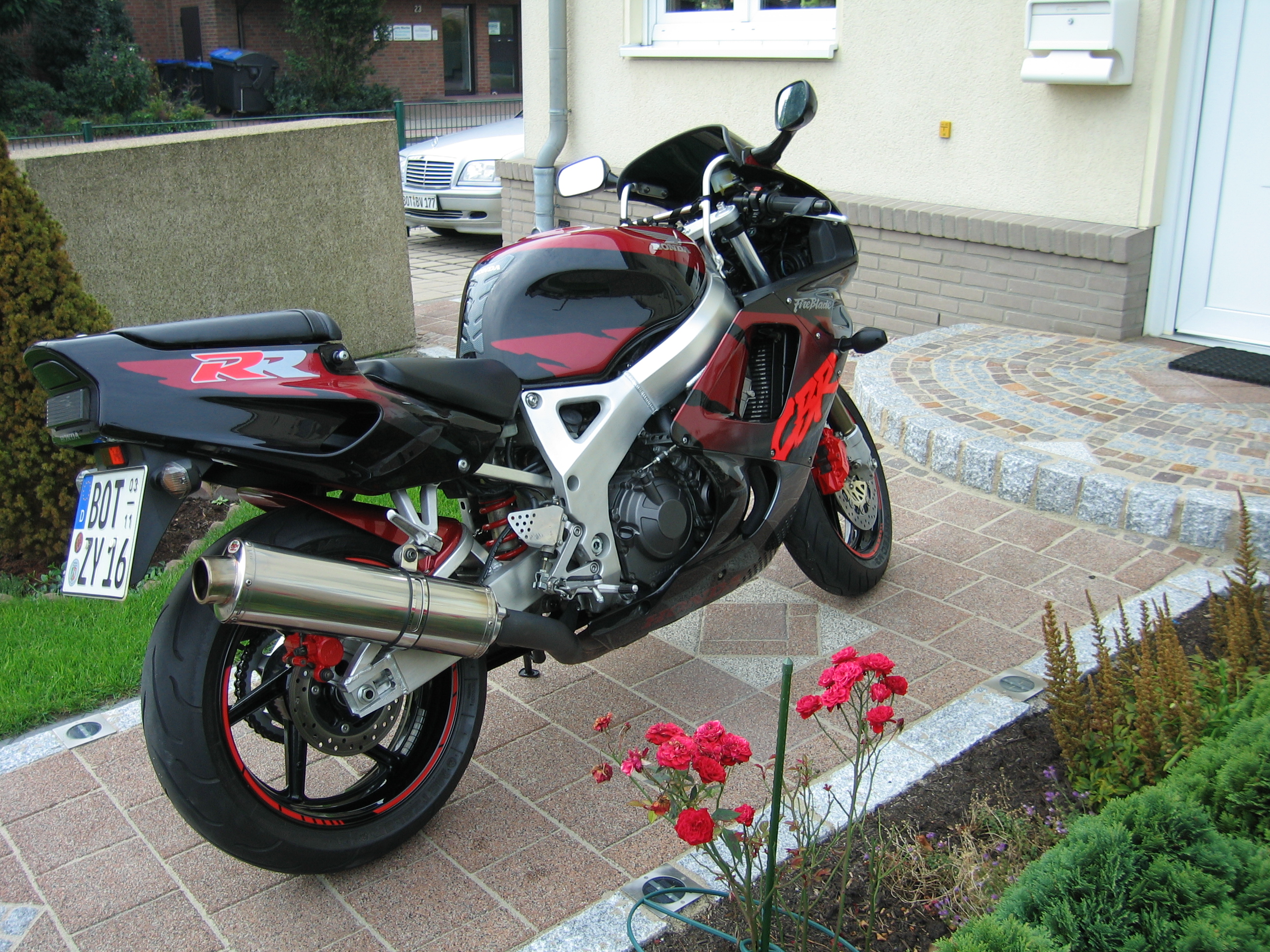 Honda cbr 900 sc28 forum