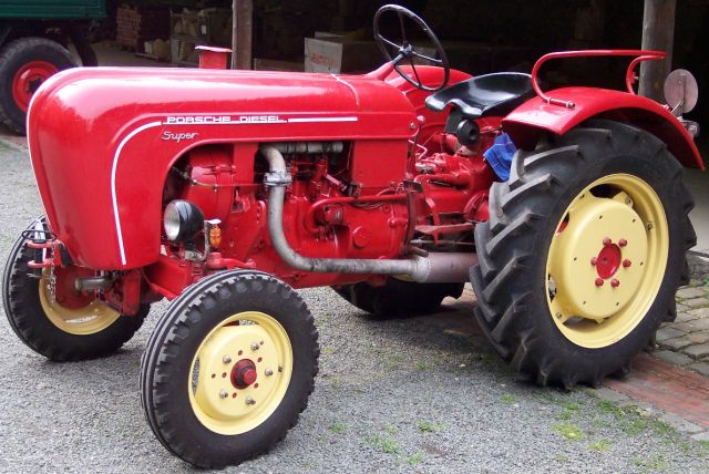 porsche-traktor-diesel-super-1-6127853087629422665.jpg