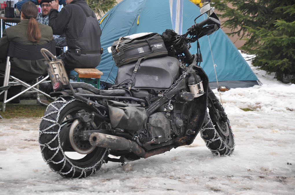 Schneeketten F R Motorrad schneeketten an motorr 228 dern sind dann doch eher selten Schneeketten F R Motorrad schneeketten an motorr 228 dern sind dann doch eher selten