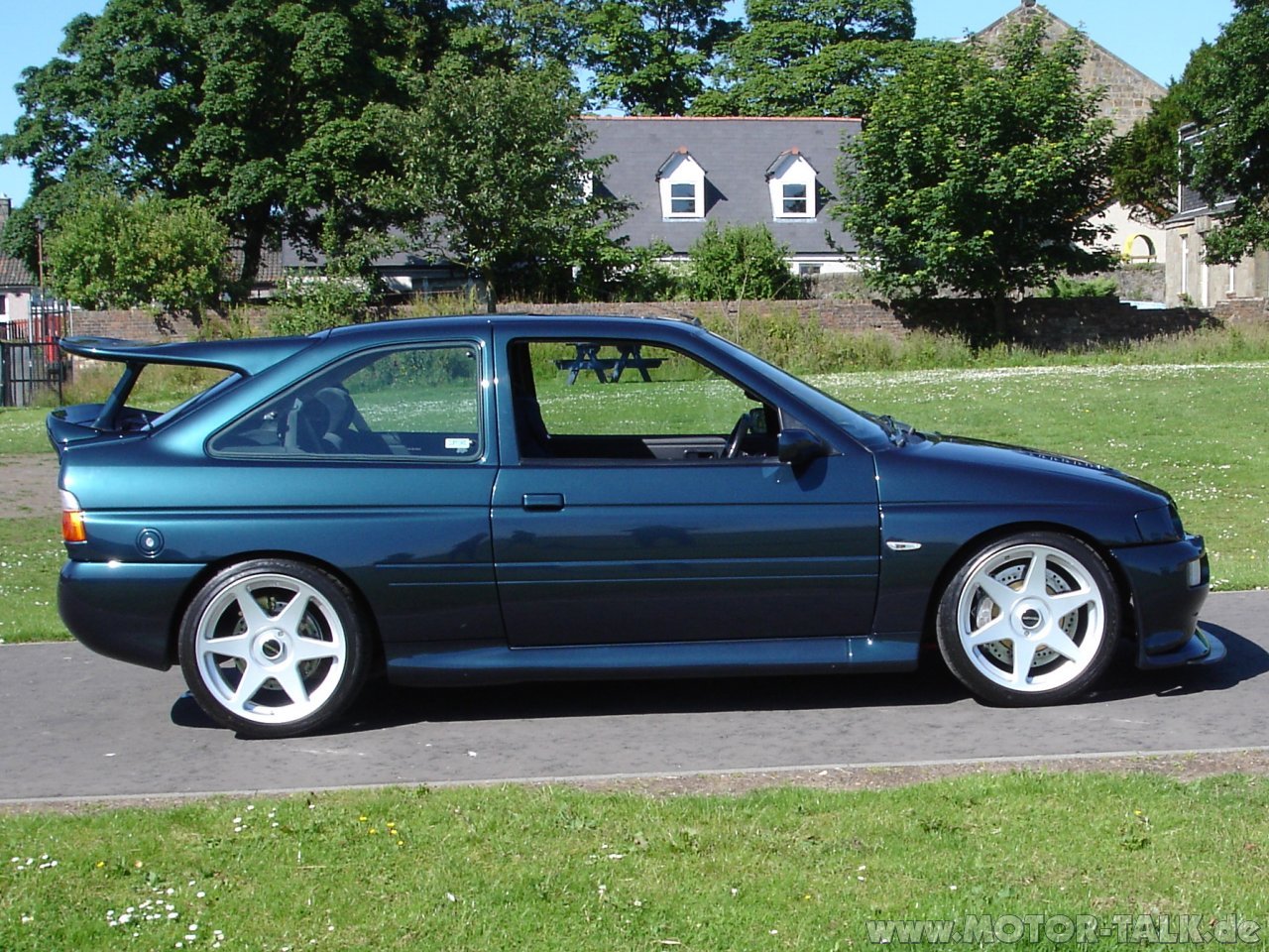 Ford escort rs cosworth 93