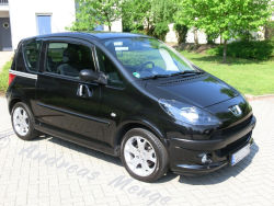 Peugeot 1007 - das schwarze Würfelchen