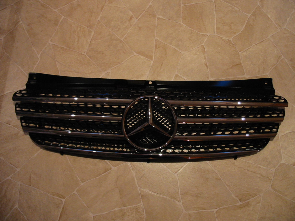 Mercedes viano front grill #2