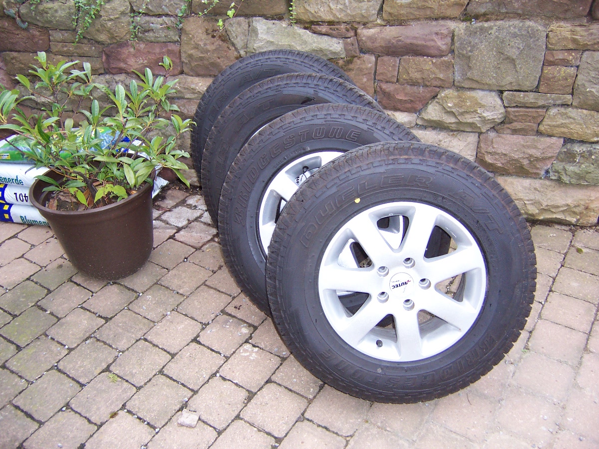 195 80 R15 195 80 r15: