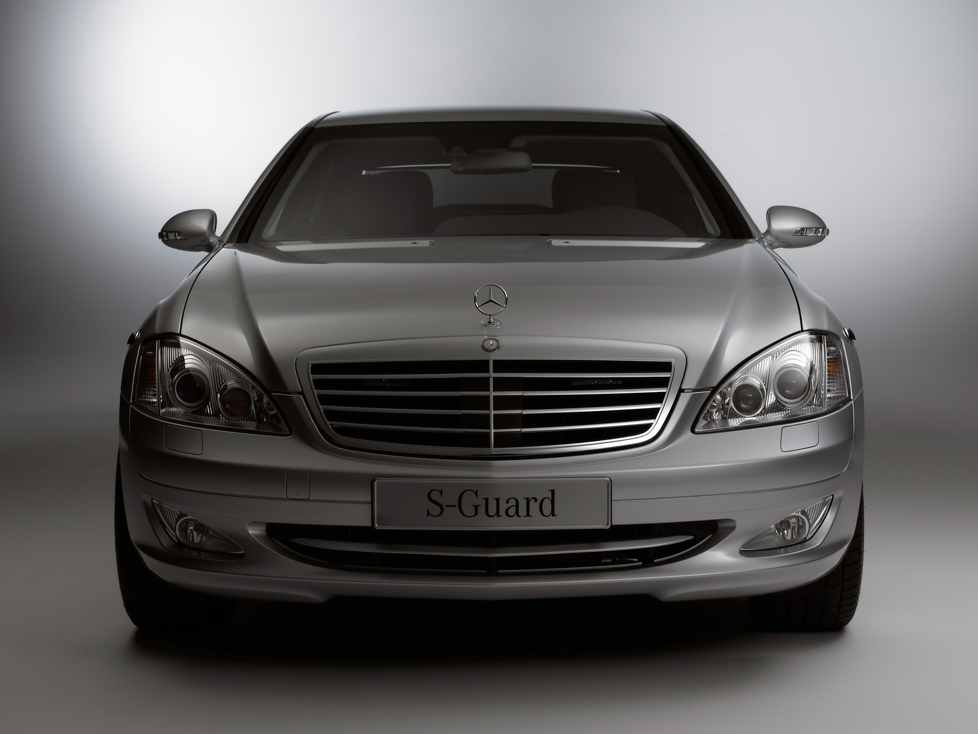 Mercedes benz s guard #5