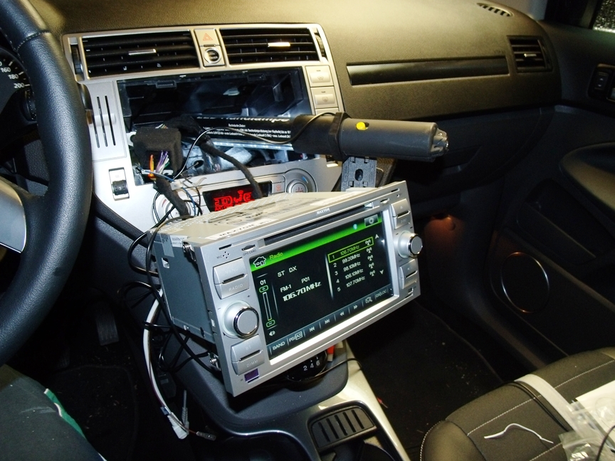 Einbau Neues radio, taugt das was? Ford Kuga Mk1
