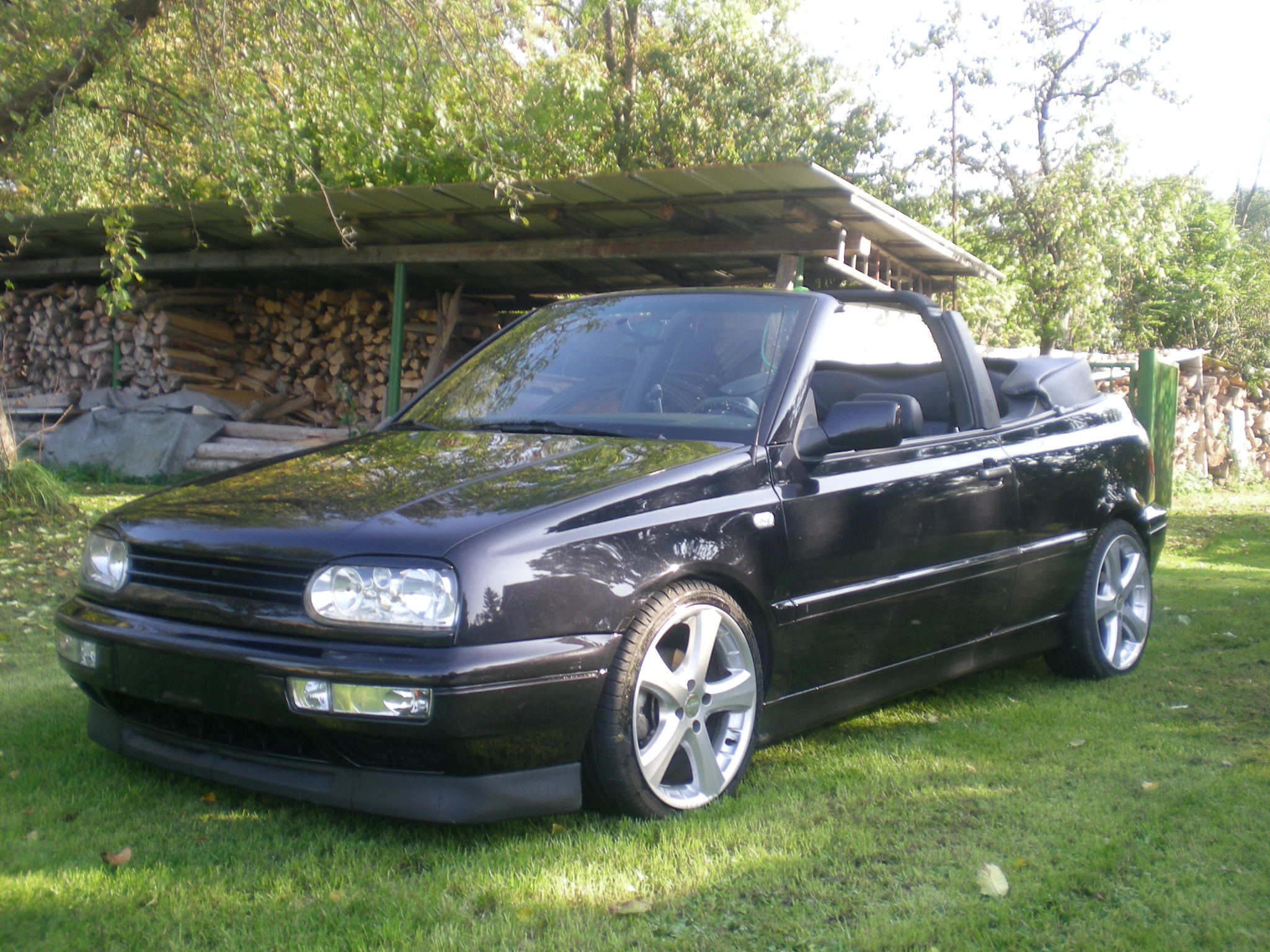 -> vw golf 3 2.0 cabrio mit vollausstattung