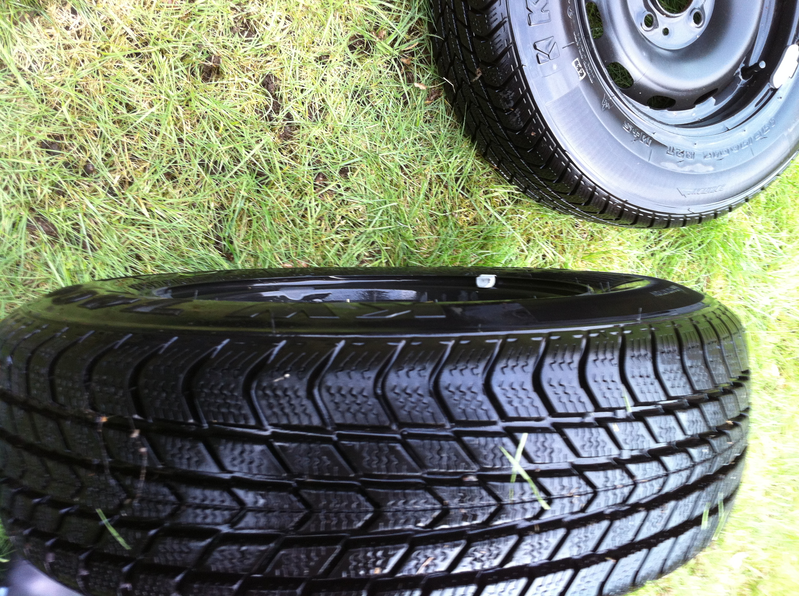 4x Winterreifen + Stahlfelge - KUMHO 175/70/R13/82T (wie neu!) : Biete
