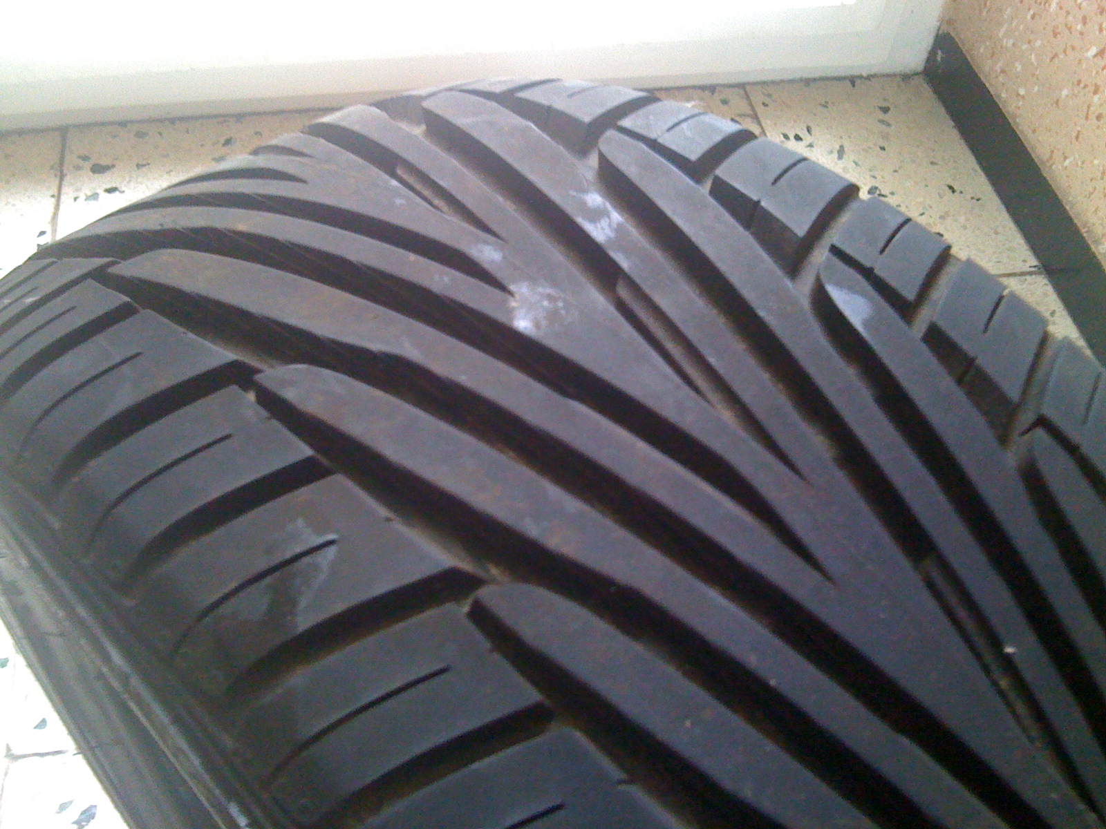 195/45/14 195-45-R14 Uniroyal Rainsport 2 wie NEU Sommerreifen Reifen ...