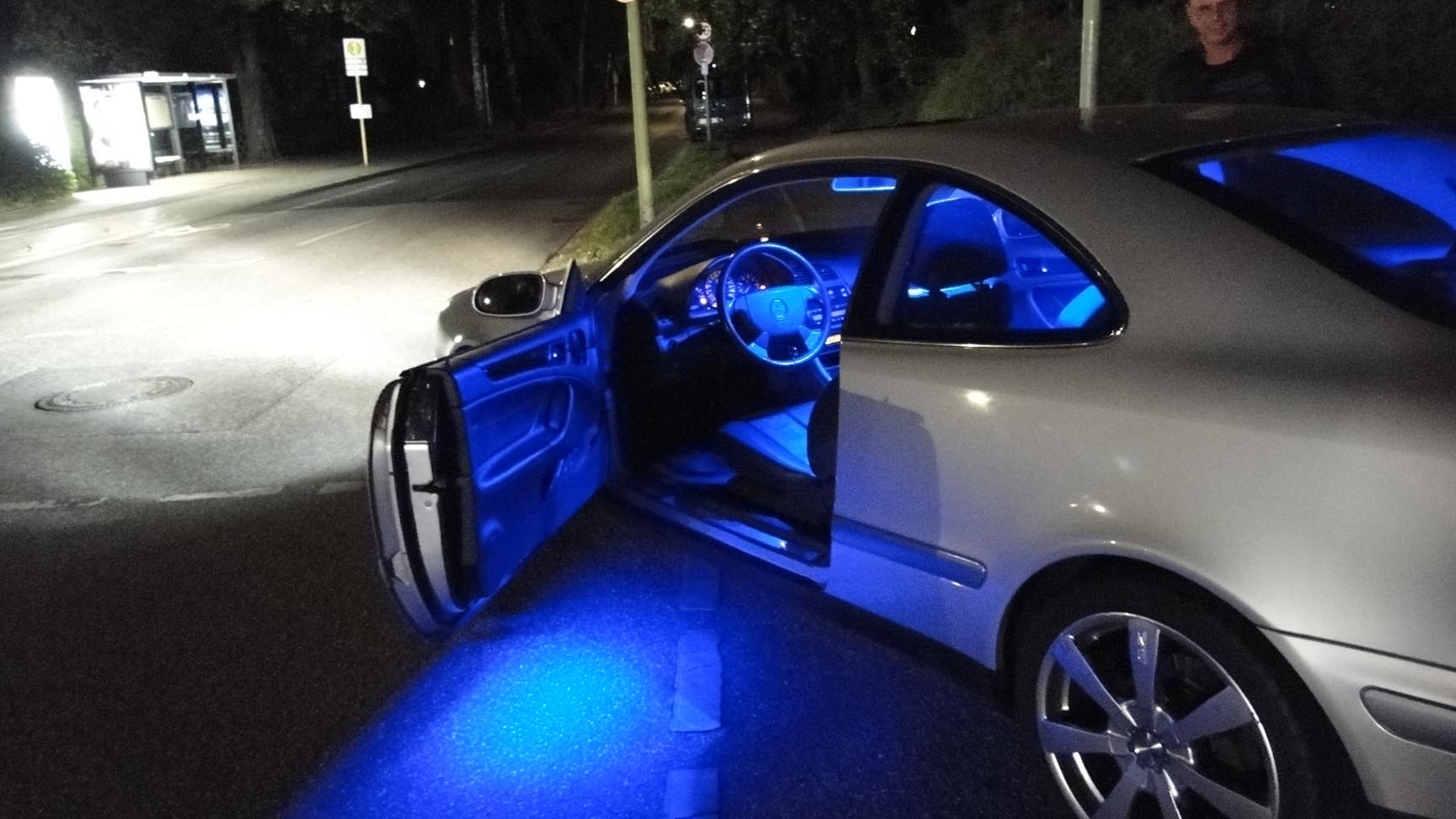 Blau-aussen-4 : SMD LED Innenraum : Mercedes CLK W208 : #203079254 Blau-aussen-4 : SMD LED Innenraum : Mercedes CLK W208 : #203079254