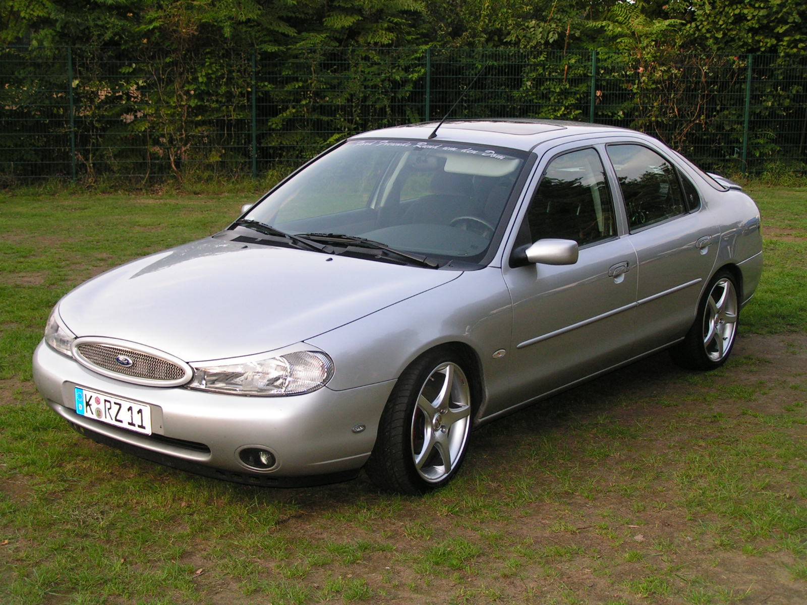Category:Ford Mondeo Mk II - Wikimedia Commons