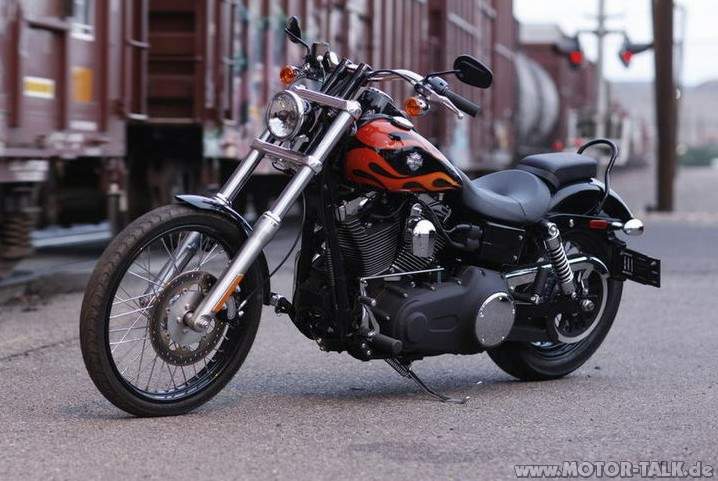 Harley Davidson Dyna Super Glide Custom Owners Manual Harley Davidson Dyna Super Glide Custom Owners Manual