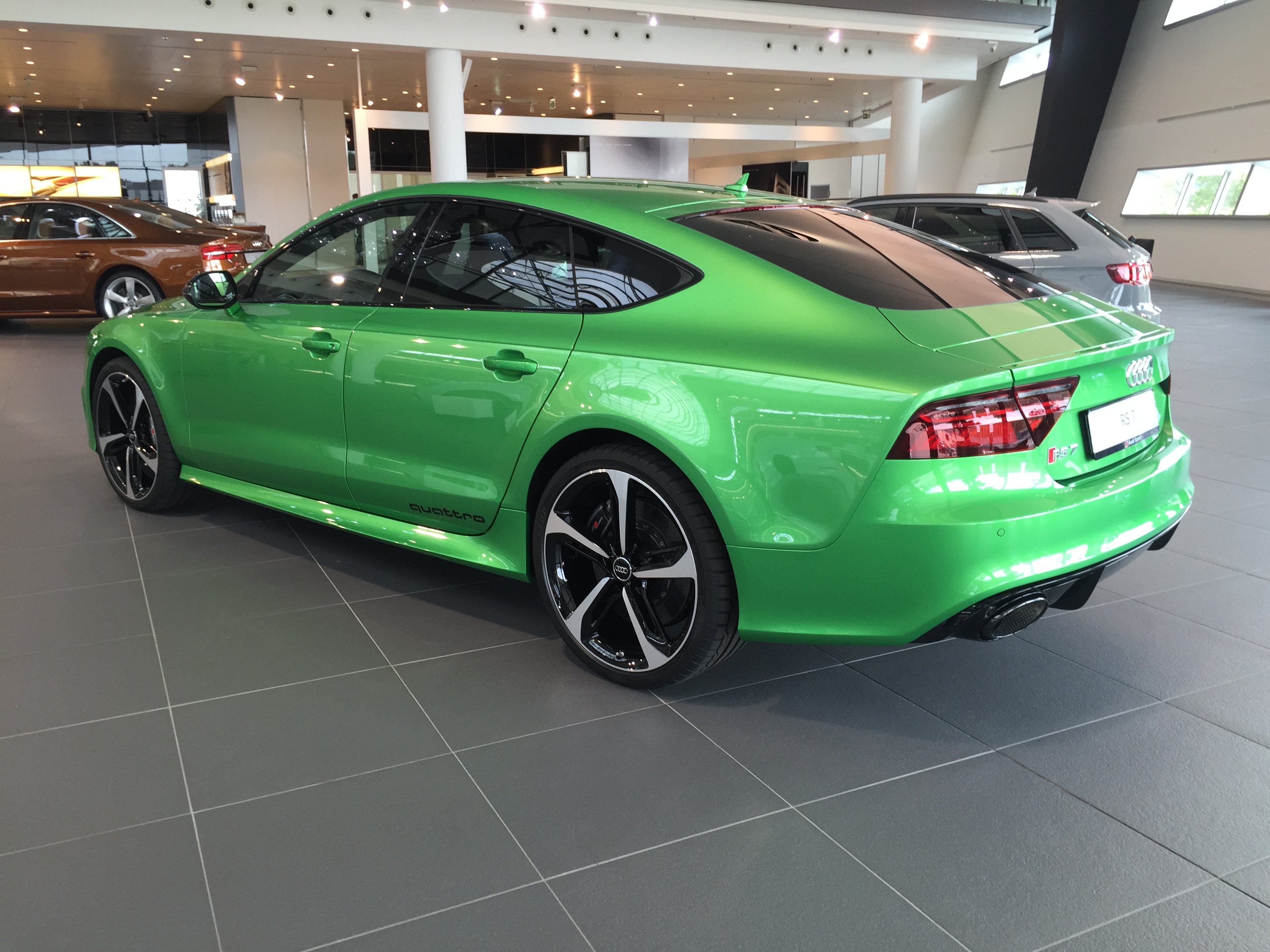 Audi apple green