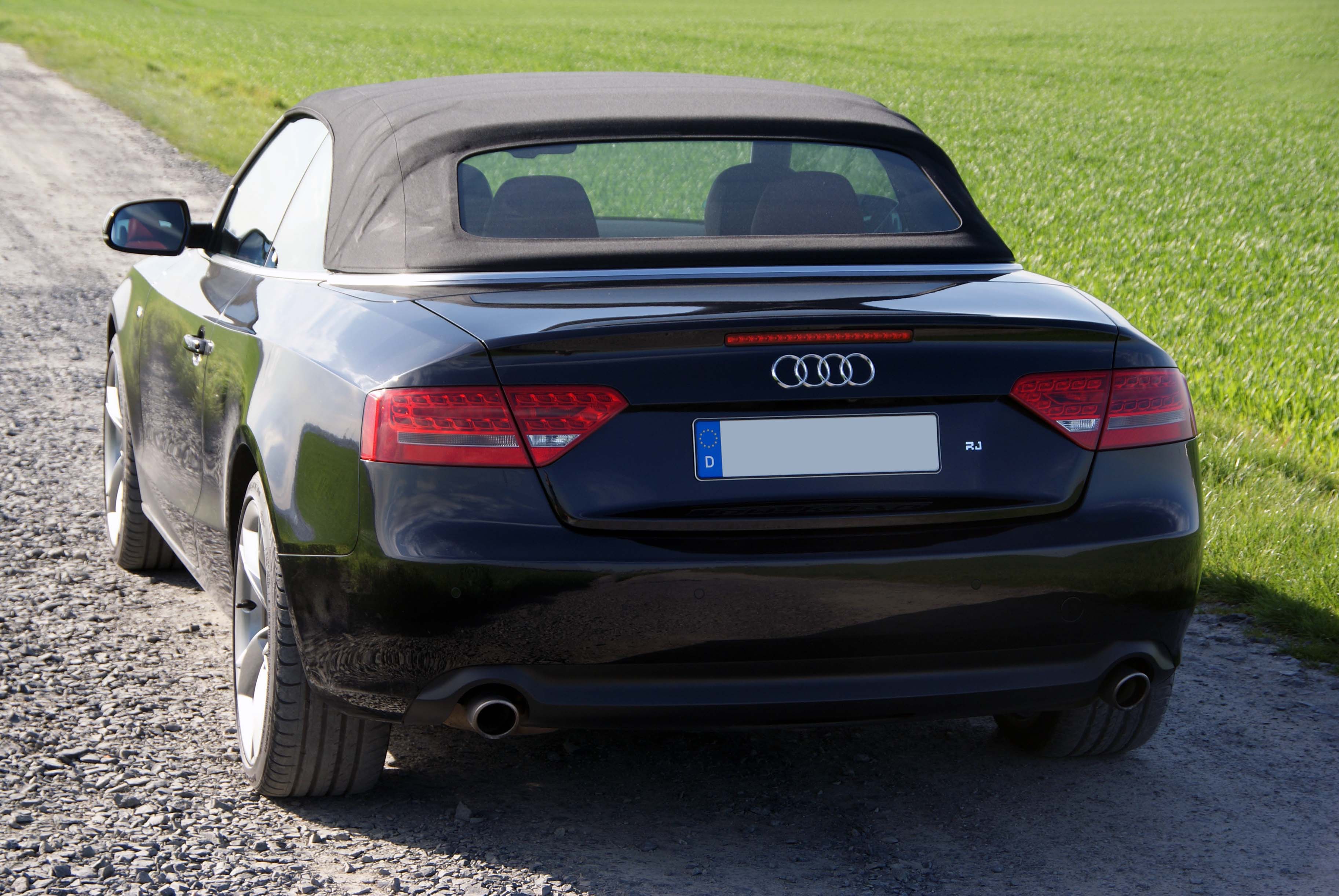 Audi A5 Cabrio 3.0 TDI Quattro, AAC, B&O, Navi, 19", WR, AHK, Leder ...