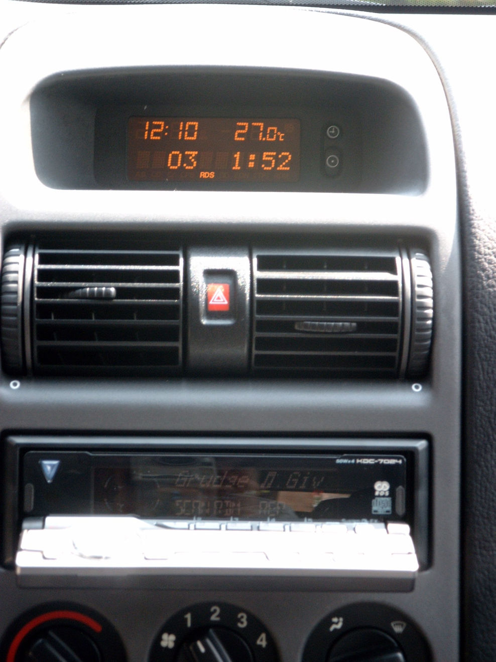 Radio mit Adapter für Opel Display Opel Astra G (T98) 1