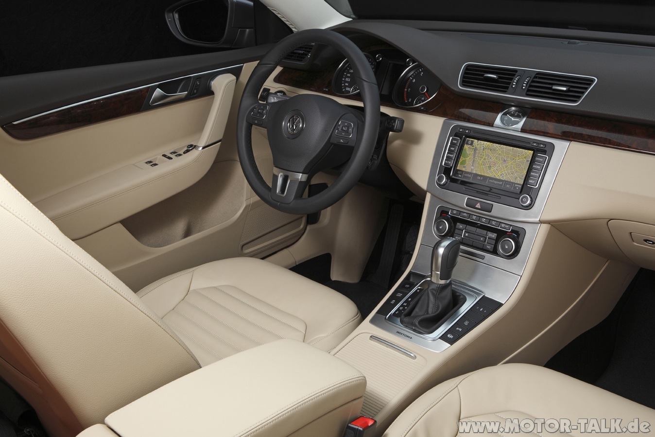 Passat v6 13 s : bilder innenausstattung "desert beige und ... Zimmer streichen ideen
