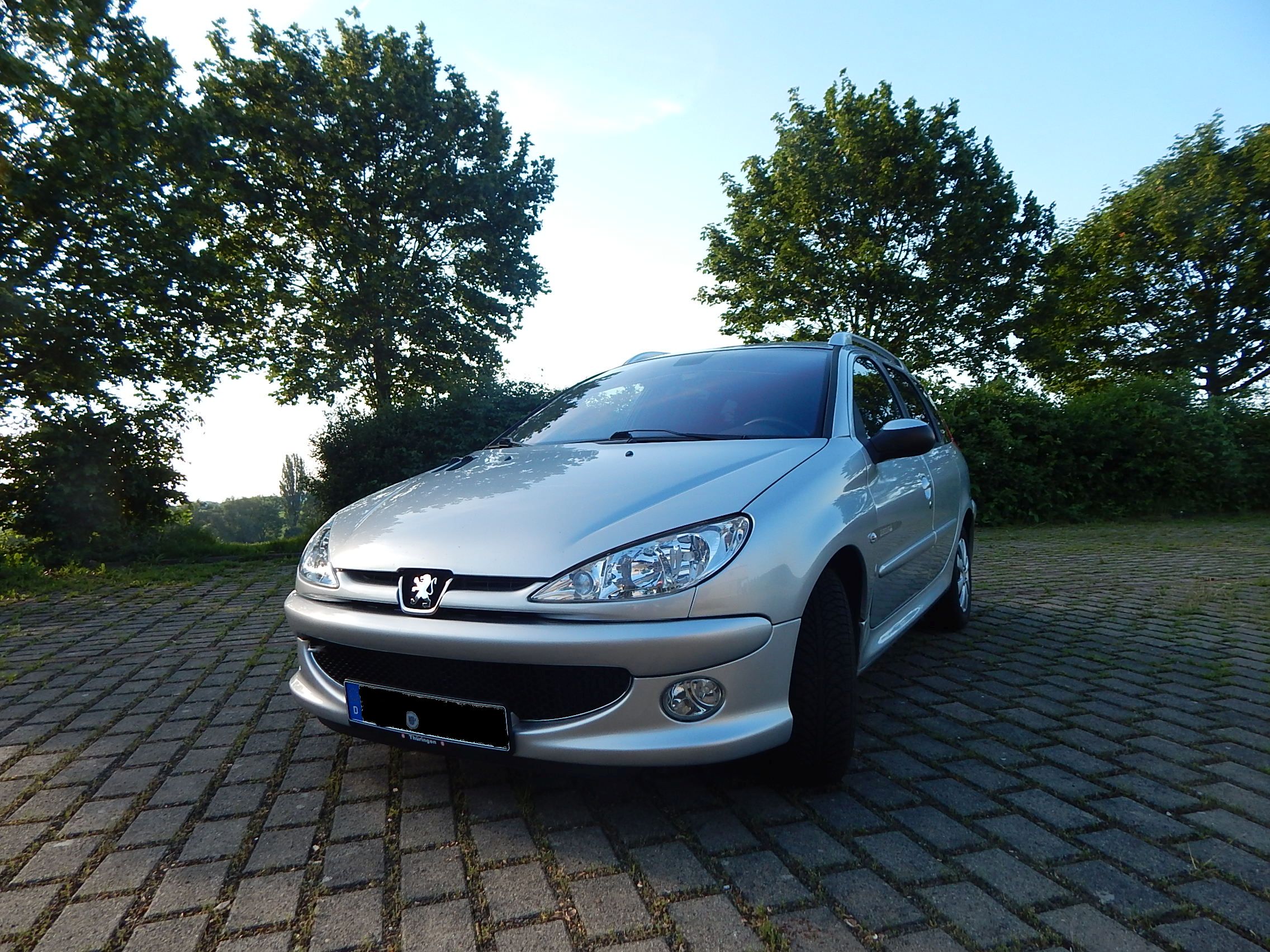 Peugeot 206 SW Quiksilver : Biete