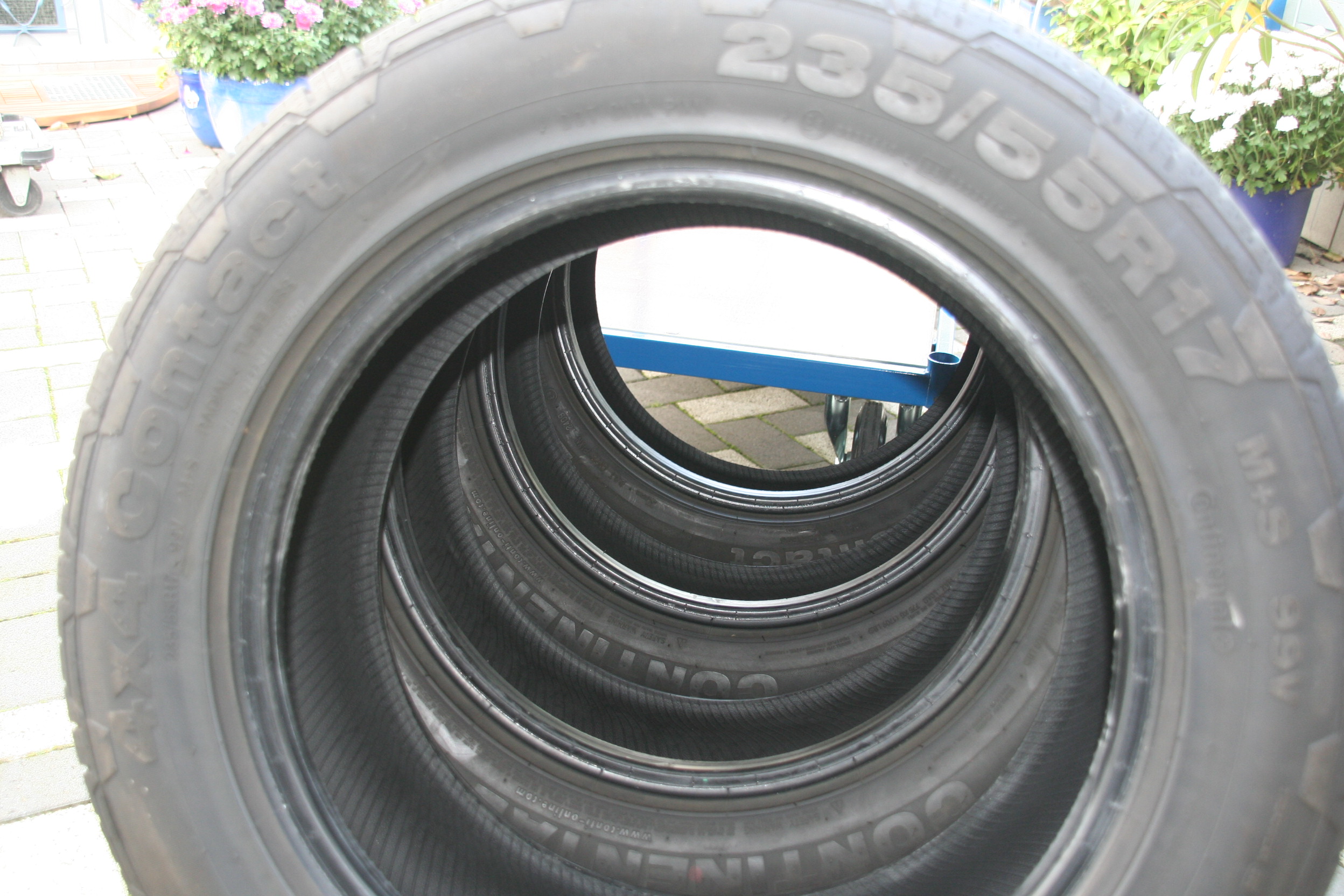 1 Satz Continental 4x4 Contact M+S 235/55 R17 99V : Biete Reifen & Felgen