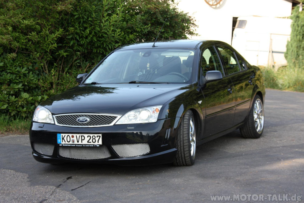 Ford mondeo b4y