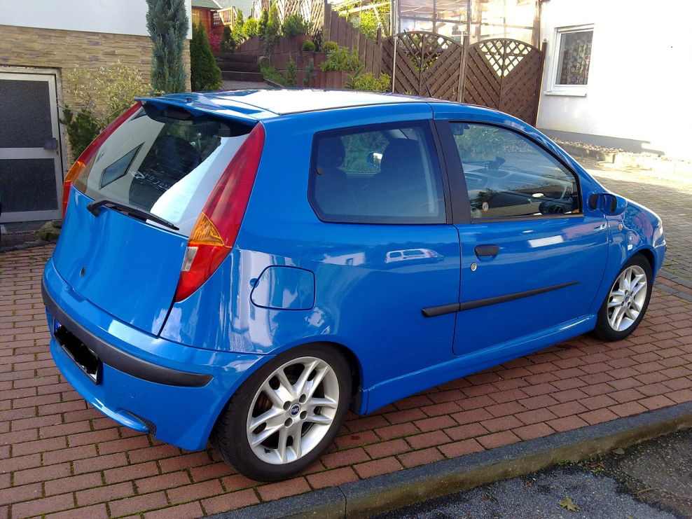 21102011029 : Habe ein Fiat Punto 188 Sporting, bj:2001 ...