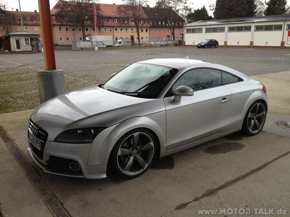 Photo-1096-c3a3c5bd : Suche Bild von TT in Silber mit ...