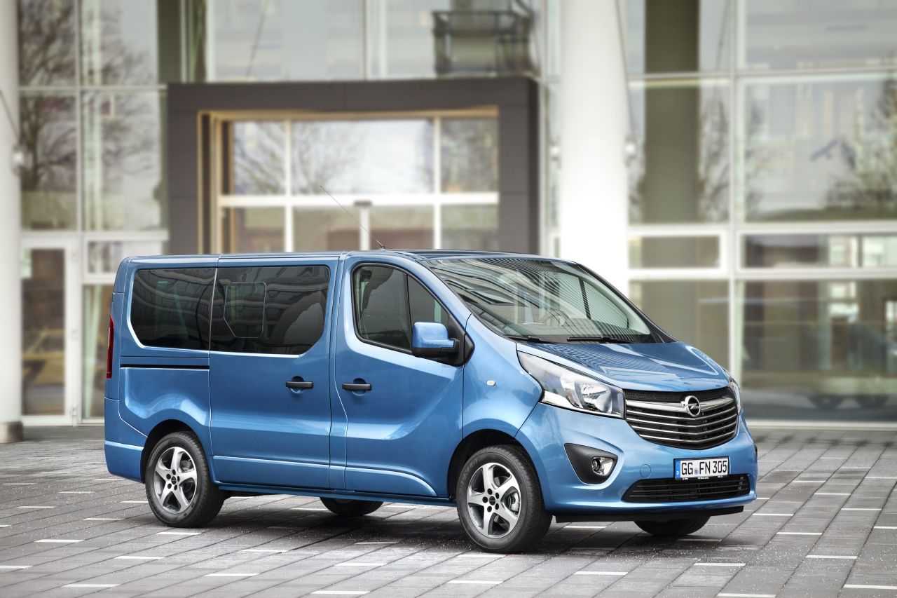 Opel Vivaro mit Innenraumpaket von Irmscher | Opel Vivaro X82 Opel Vivaro mit Innenraumpaket von Irmscher | Opel Vivaro X82