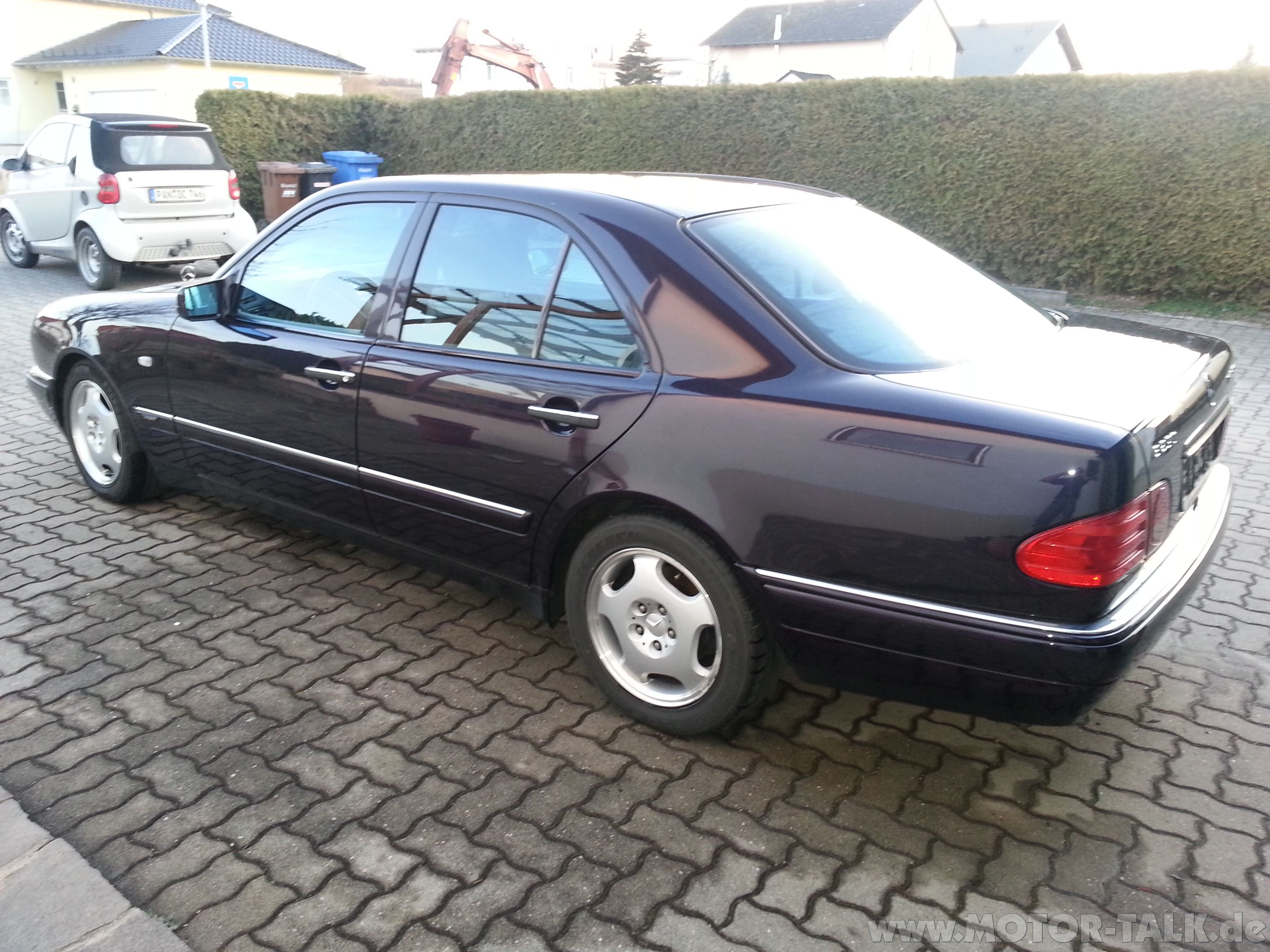 MercedesBenz E 290 TD Avantgarde TOP ZUSTAND! Biete
