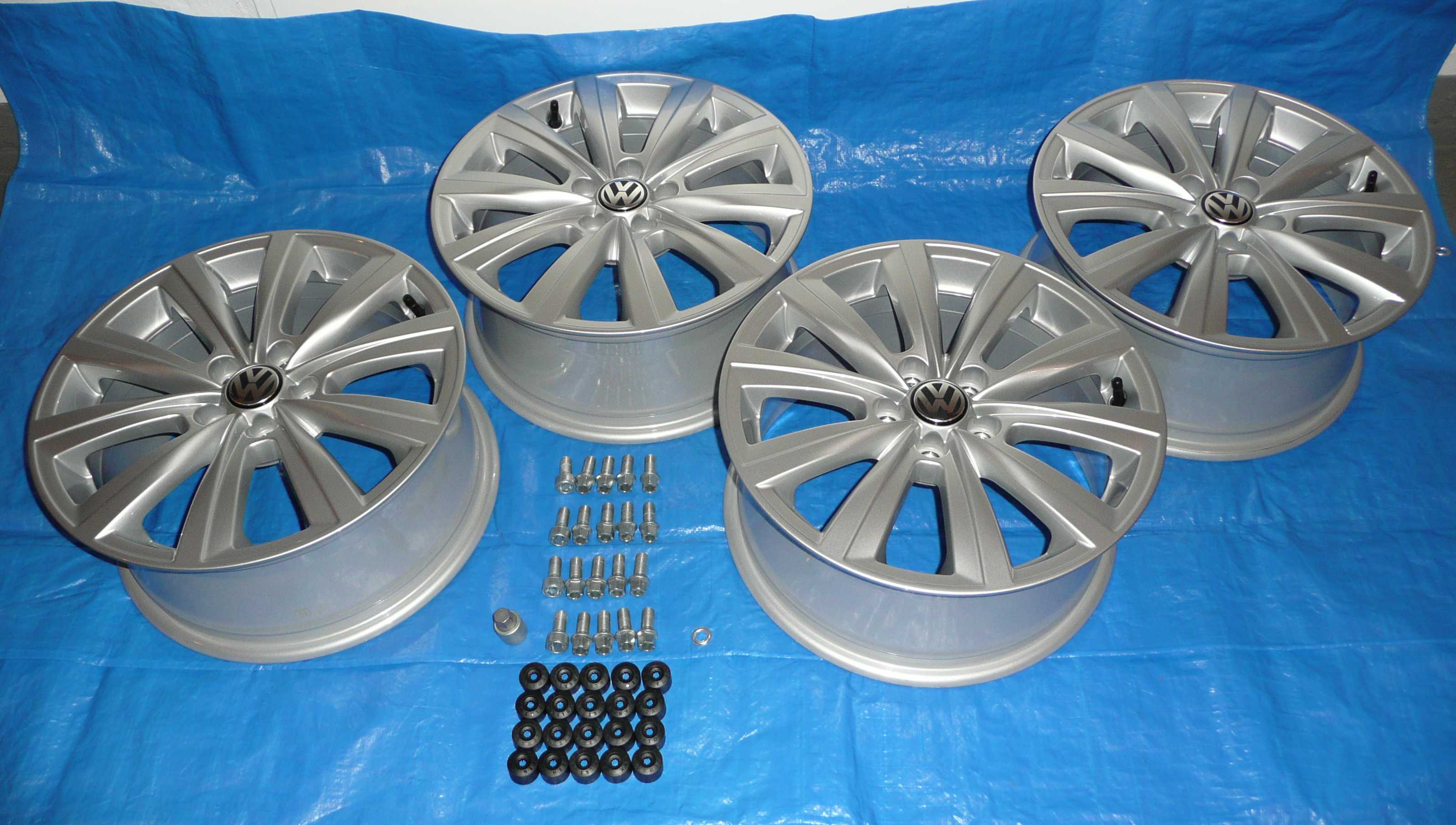4 VW Alufelgen 7x16 ET 46 komplett für VW Polo 6R u ä