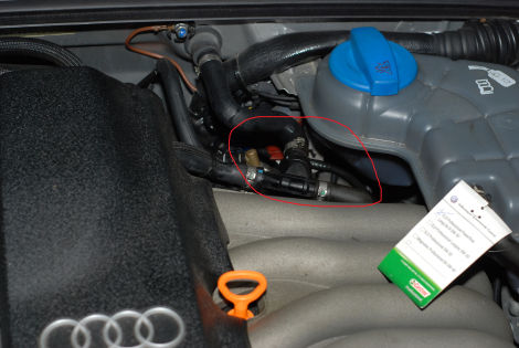 2.0L A4 zischt beim Gasgeben und Motor abstellen : Audi A4 B6 & B7