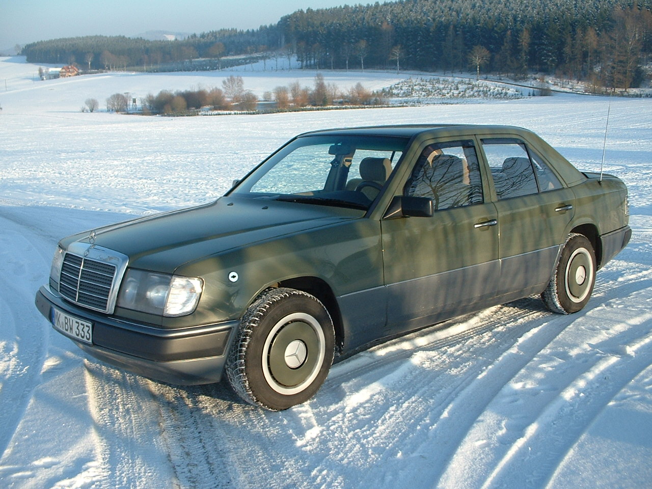 Нашли и отмыли грязнейший мерседес w124