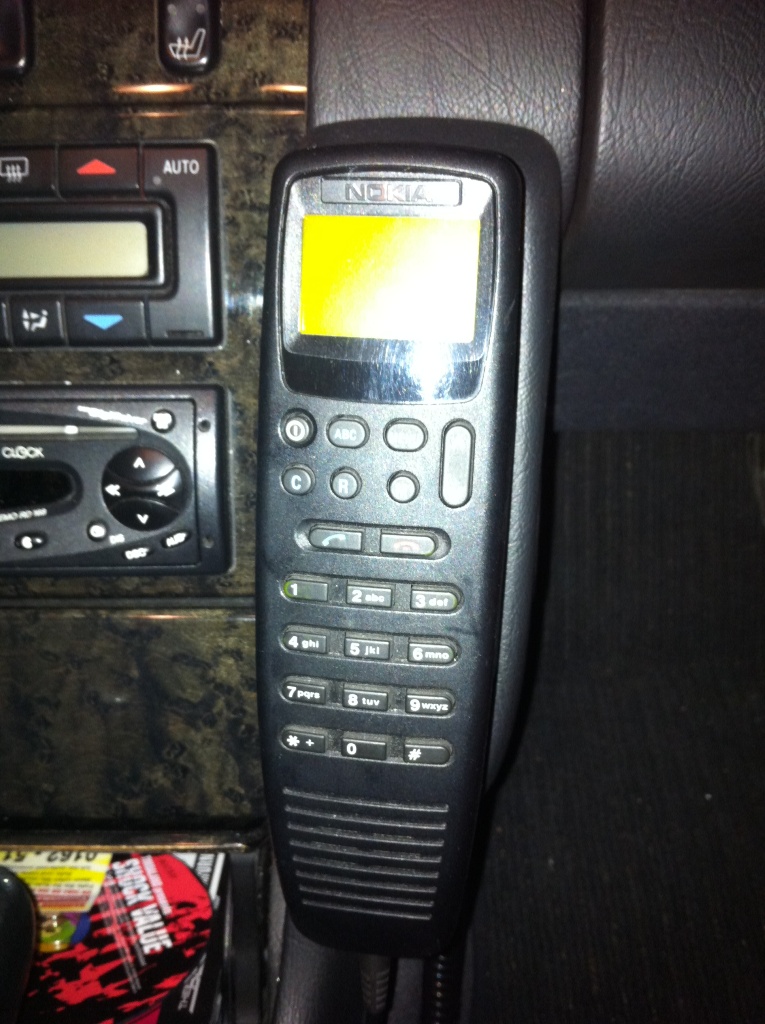 Img1822 Einbau Telefon Nokia Mercedes EKlasse W210