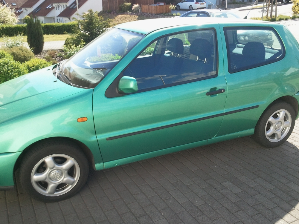 Volkswagen polo green