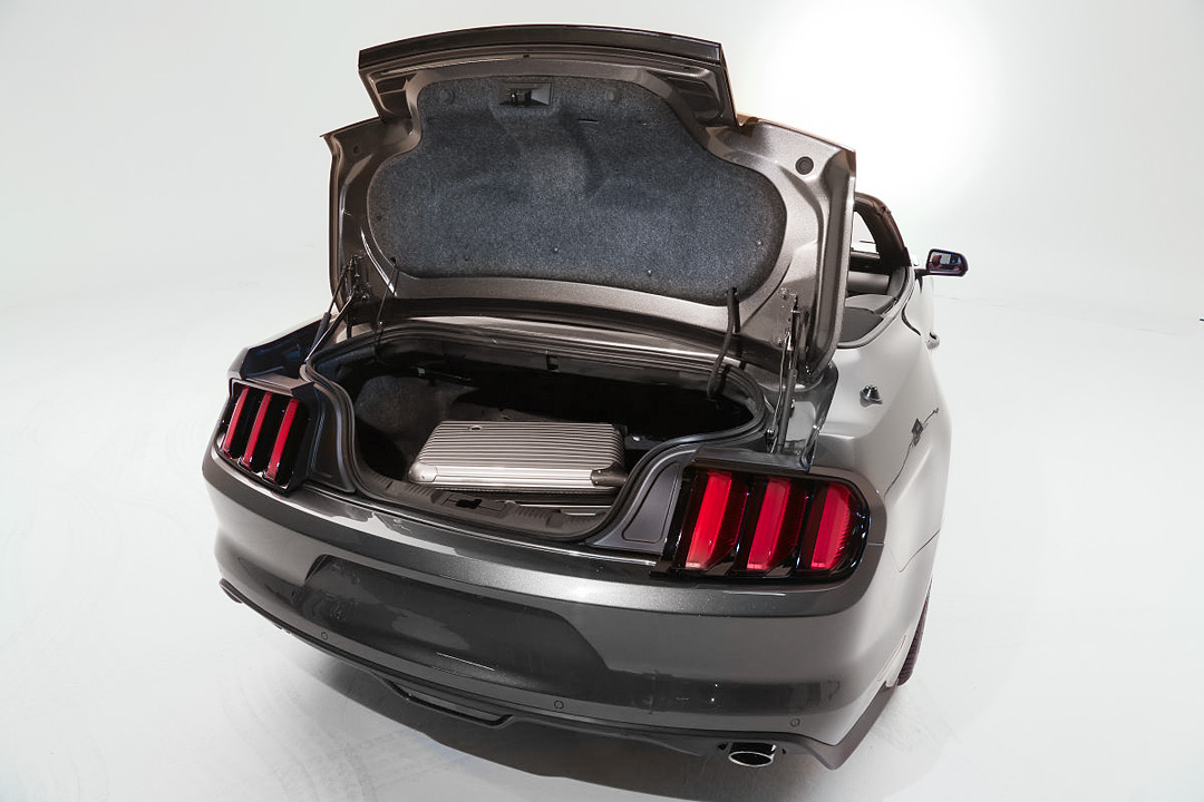 Ford mustang cabrio kofferraum #7