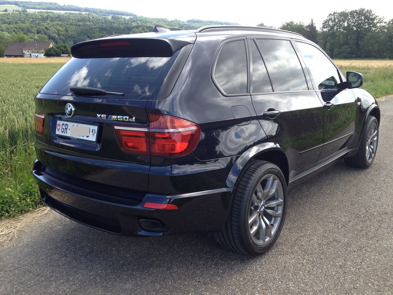 Х 5 0. BMW x5 m50d. БМВ х5 е70 3.0 дизель. БМВ x5 e70 в m пакете. БМВ X 5 М 50д.