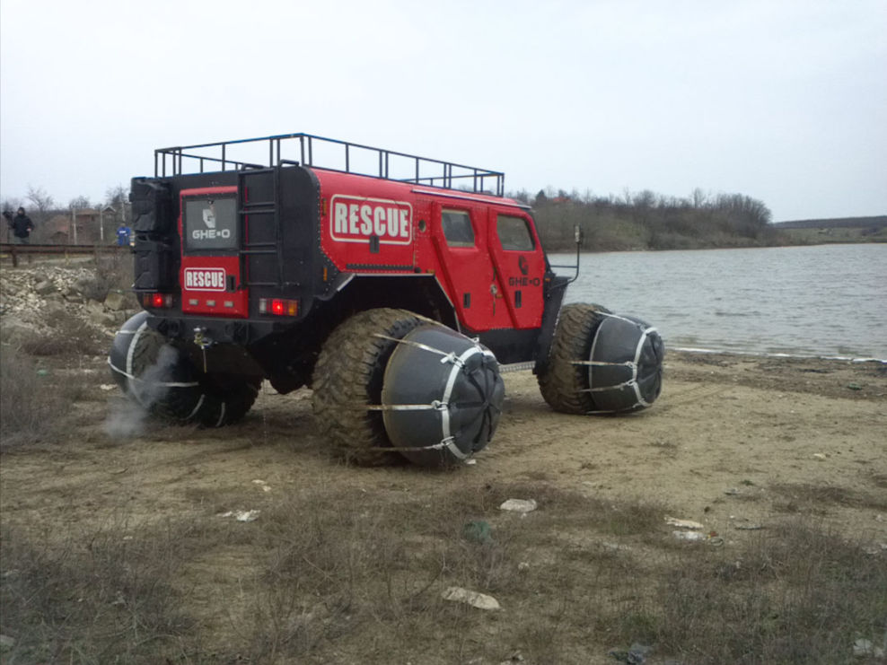 Dieses Auto frisst Hummer zum Frühstück - Bild: 206278488