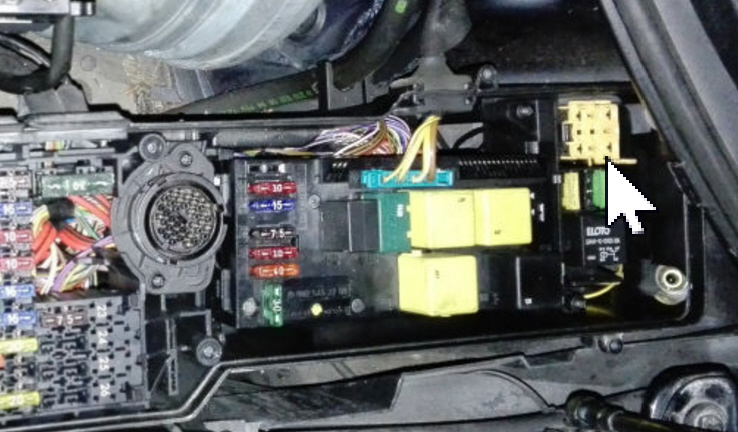 Bremsleuchten Sind Ohne Funktion Was Tun Sie Relais-k55 : Bremsleuchten ohne Funktion : Mercedes E-Klasse W210