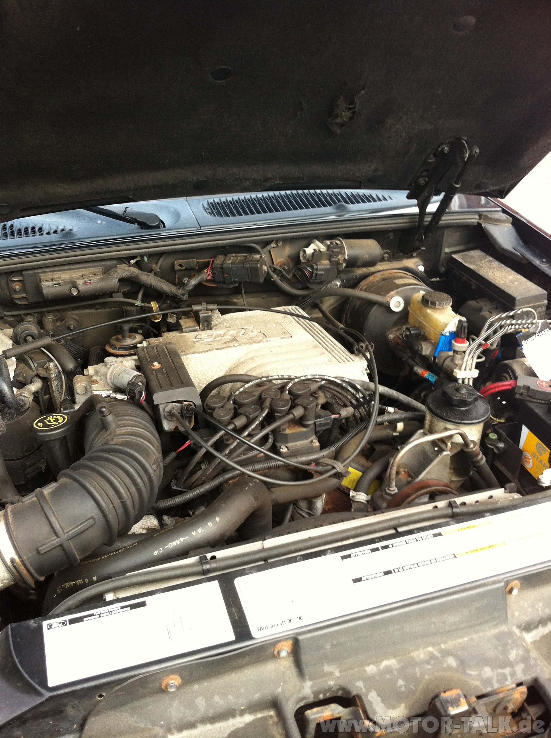 Ford Explorer 5,0 V8 : Biete