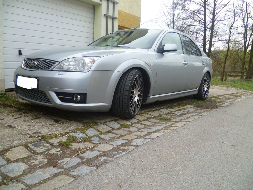 Ford mondeo b4y