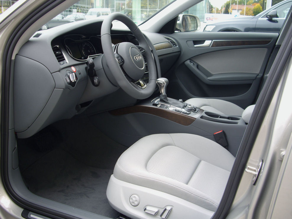 A4 B8 Interieur stahlgrau : Audi A4 Avant 1.8 TFSI multitronic ... A4 B8 Interieur stahlgrau : Audi A4 Avant 1.8 TFSI multitronic ...