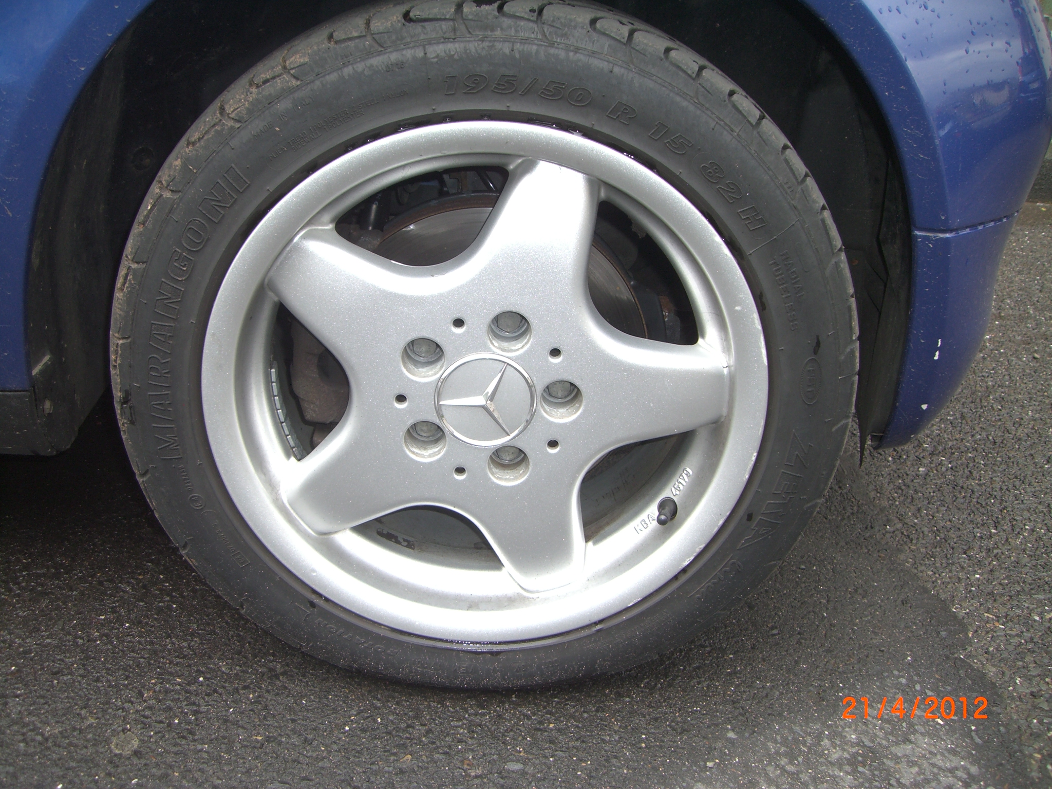 4 X Mercedes Alufelgen mit 195/50 R15 82H Bereifung ca. 8mm : Biete