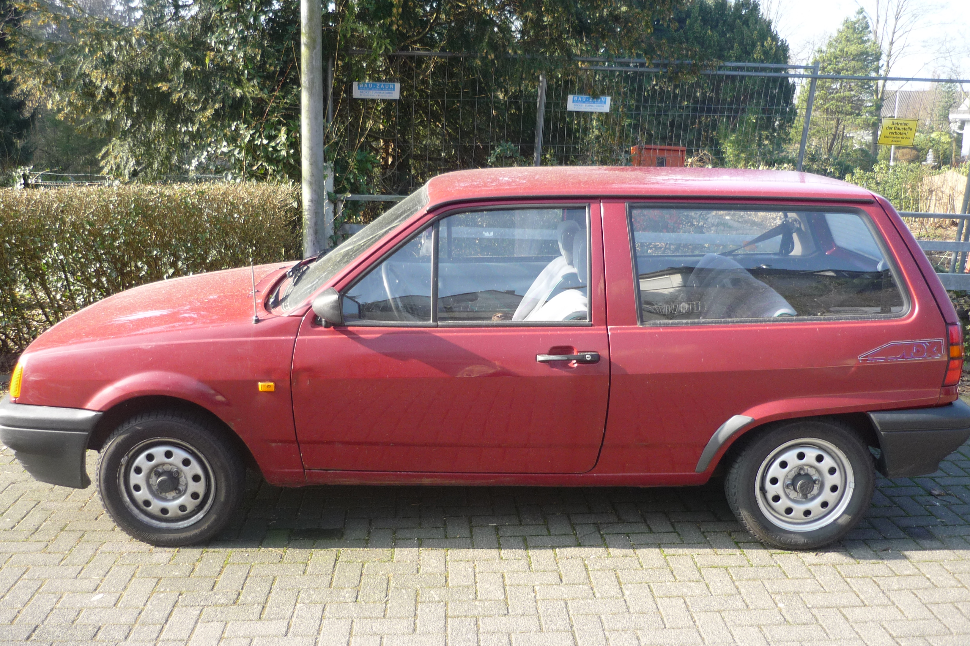 VW Polo Fox Bj.1992 in rot 400 Euro Biete