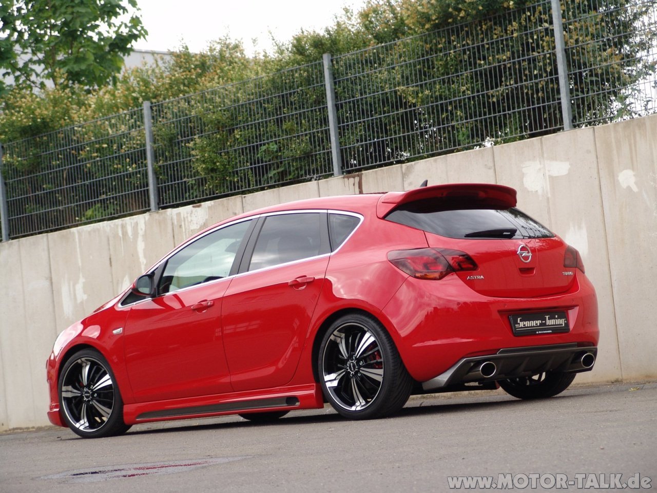 Opel-astra-j-senner-4 : Astra J Heckumbau - Irmscher oder Rieger ...