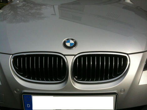 Motorhaube einstellen.... : BMW 5er E60 & E61