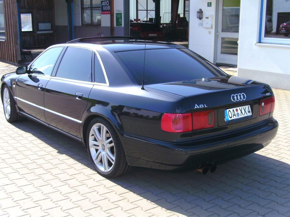 Audi a8 d2 w12